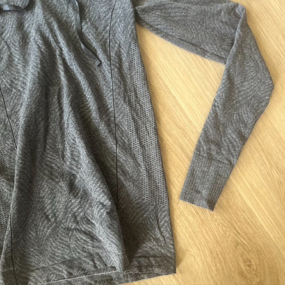 Moving Comfort Chic Hoodie Hooded Shirt Gray Funnel Neck Medium - Picture 3 of 9